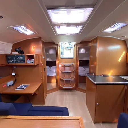 Zeiljacht Incl Schipperservice, Huur Per Hut * بيبينيا